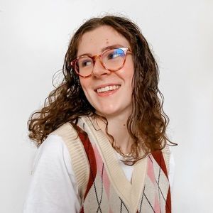 Meet your Posher, Nicole